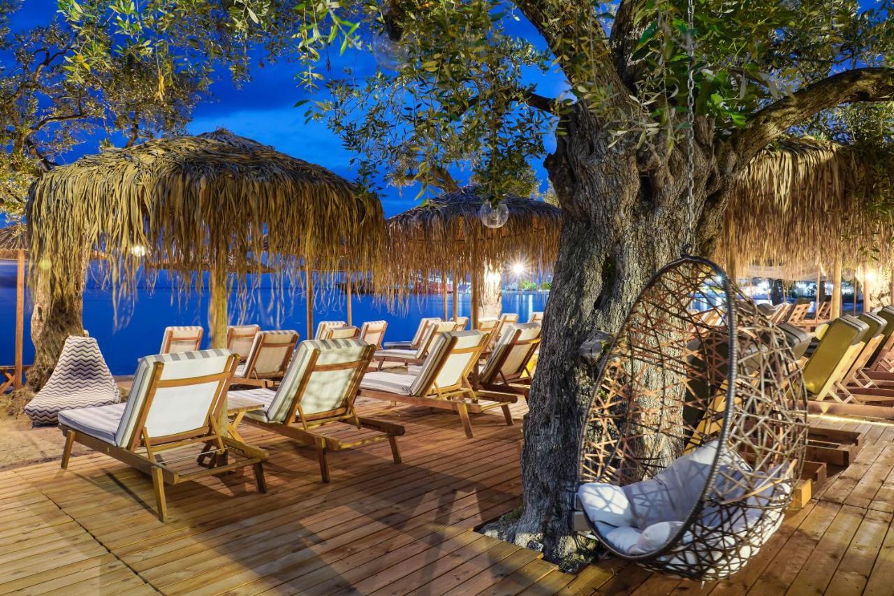By The Sea Luxury Suites Limenas  Eksteriør billede
